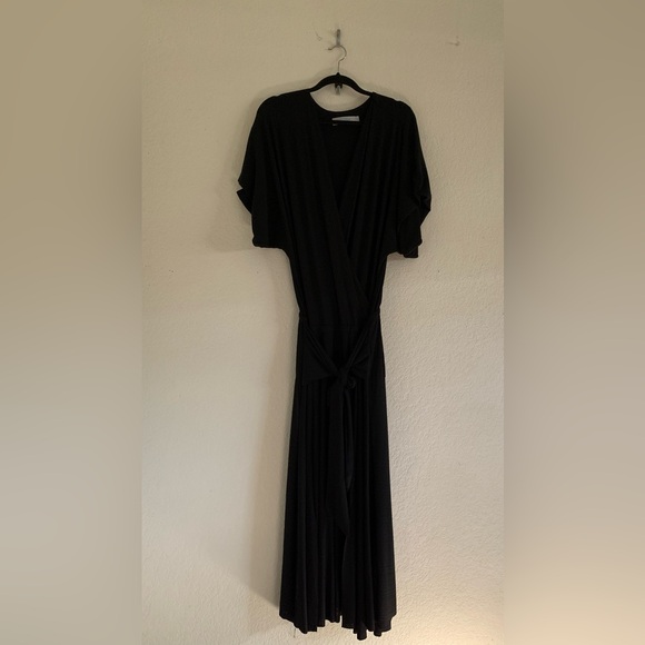 Free People FP Beach Black Kauai Midi Wrap Front Dress Size Small Slouchy - Picture 1 of 9